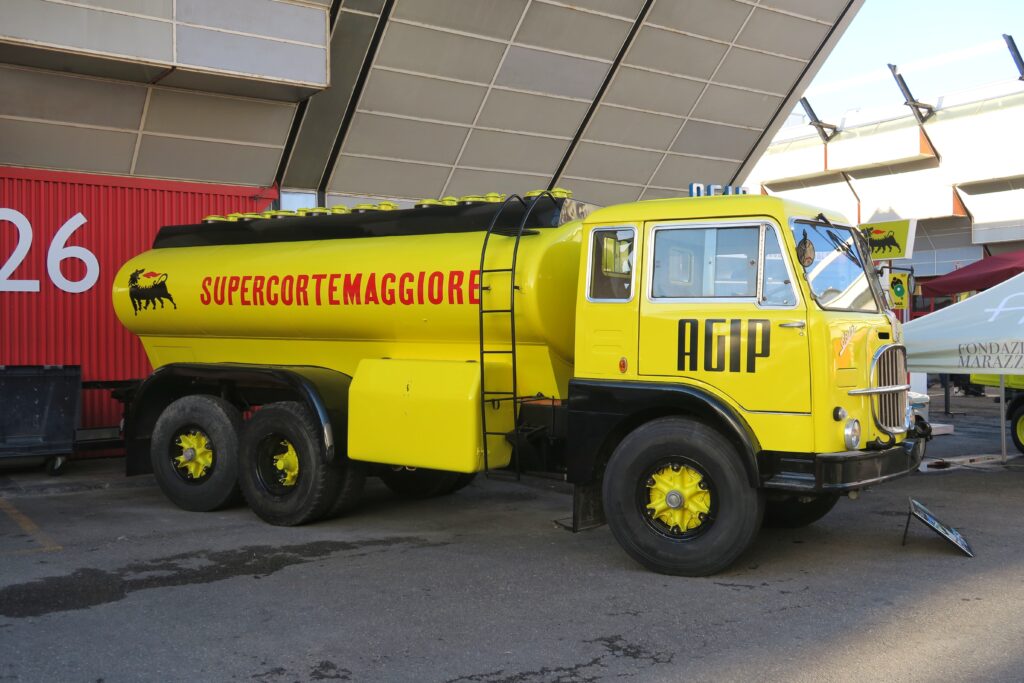 Auto e Moto D'Epoca Fiera Bologna 2025 Ph Augusto Pellucchi Ferrari Lamborghini fiat panda alfa romeo pagani Zonda