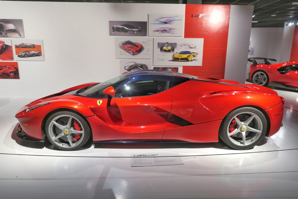 FERRARI LA FERRARI FLAVIO MANZONI MAUTO