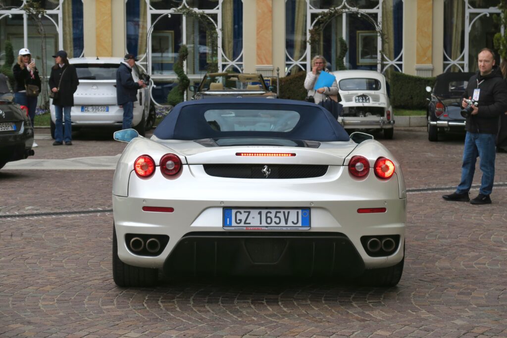 stresa classica 2026 il calore dei motori