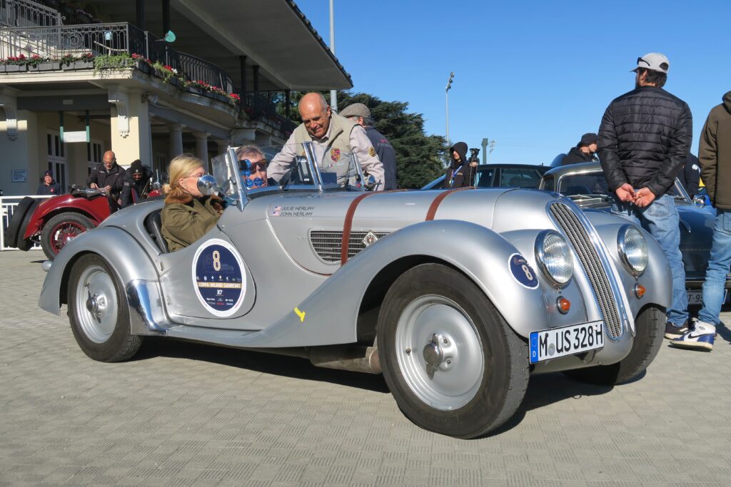 Concorso d’eleganza coppa milano sanremo autovetture d’epoca auto classiche bugatti ferrari lancia alfa romeo fiat porsche Mercedes