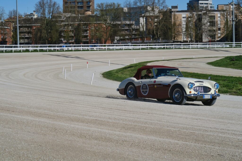 Concorso d’eleganza coppa milano sanremo autovetture d’epoca auto classiche bugatti ferrari lancia alfa romeo fiat porsche Mercedes